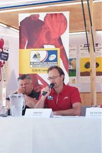 Foto auf Pressekonferenz 17.08.09