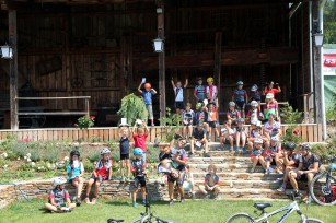 Foto auf Bike Camp 15.II  - Perfektes Wetter - Great performance!