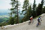 Foto auf Europameister Alban Lakata und Local Heroe Richard Zinthauer testen die WM-Strecke von 2009!   