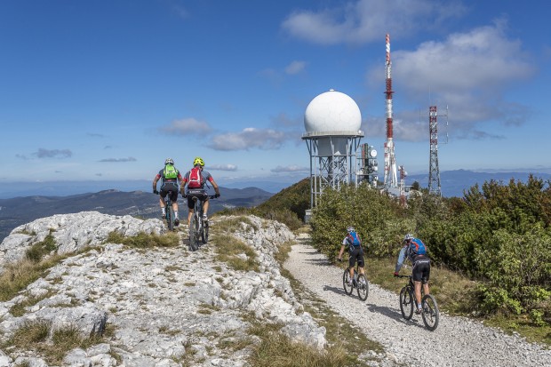 Foto auf TEAM TOUR 2014 - Live aus Kroatiens rauhem Norden