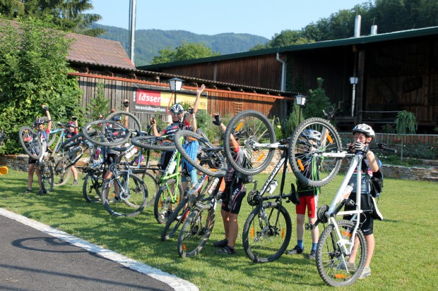 Foto auf Bike Camp 2015.I  -  Summertime and the biking´s not easy!