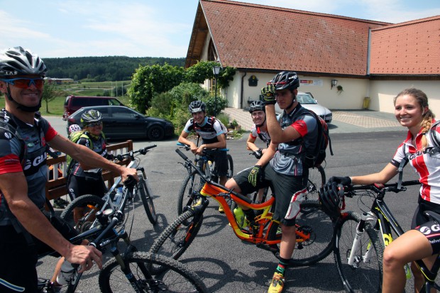 Foto auf Bike Camp 2015.I  -  Summertime and the biking´s not easy!