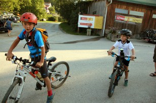 Foto auf Bike Camp 15.III - Doppelte Premiere