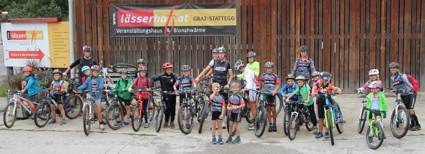 Foto auf Bike Camp 15.III - Doppelte Premiere