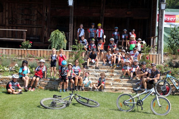 Foto auf Bike Camp 15.II  - Perfektes Wetter - Great performance!