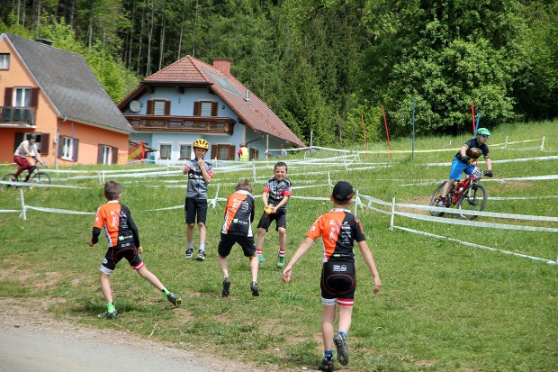 Foto auf Bildbericht Steirische ak.- und Schulmeisterschaften ( in Arbeit)